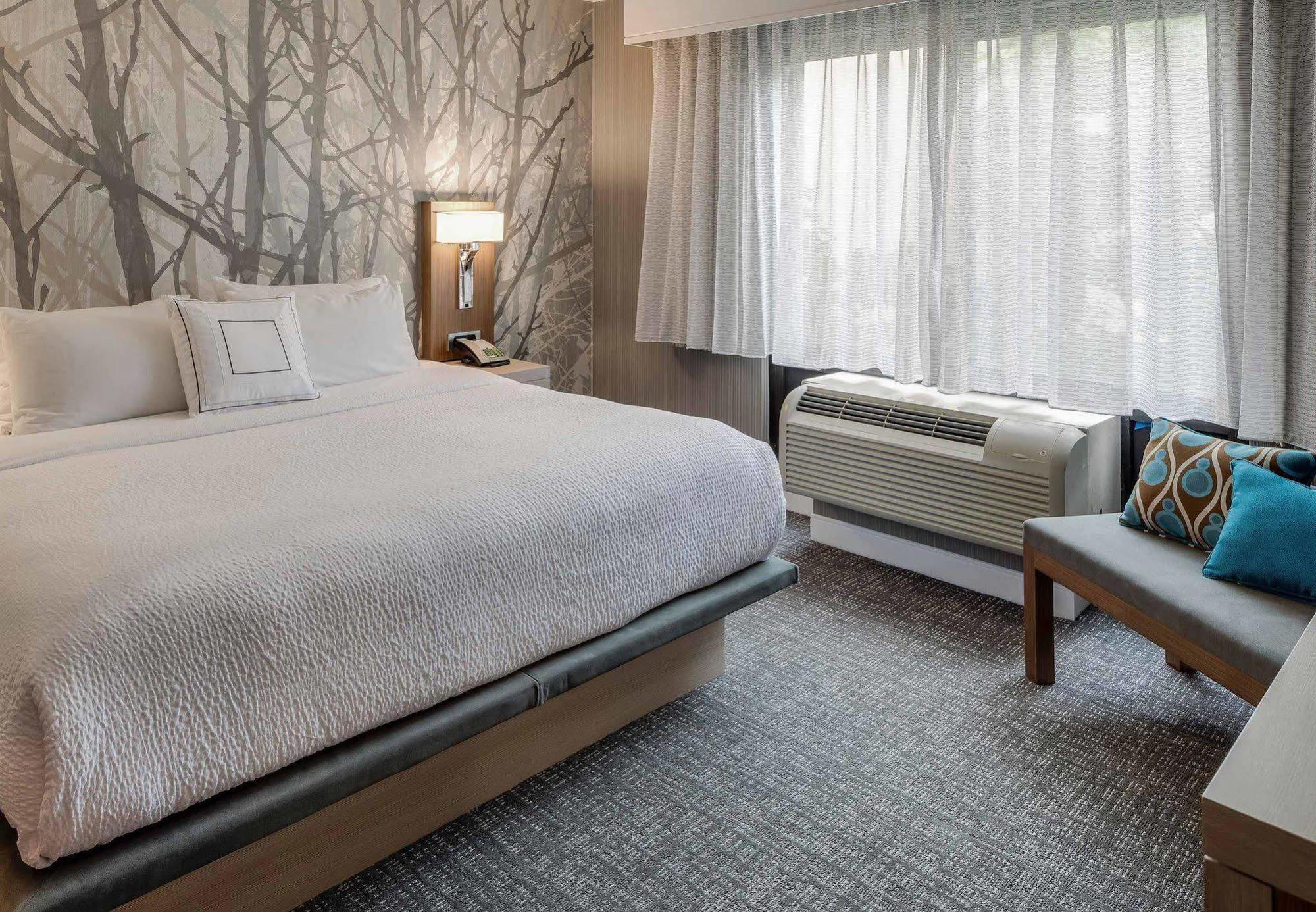 Courtyard By Marriott Portsmouth Hotel Ngoại thất bức ảnh
